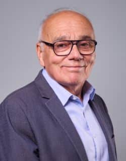 Portrait de Bernard Sprotti, Administrateur de la Régie Eau Cœur d’Essonne, Conseiller communautaire de Cœur d’Essonne Agglomération, Maire de la commune de Breuillet.
